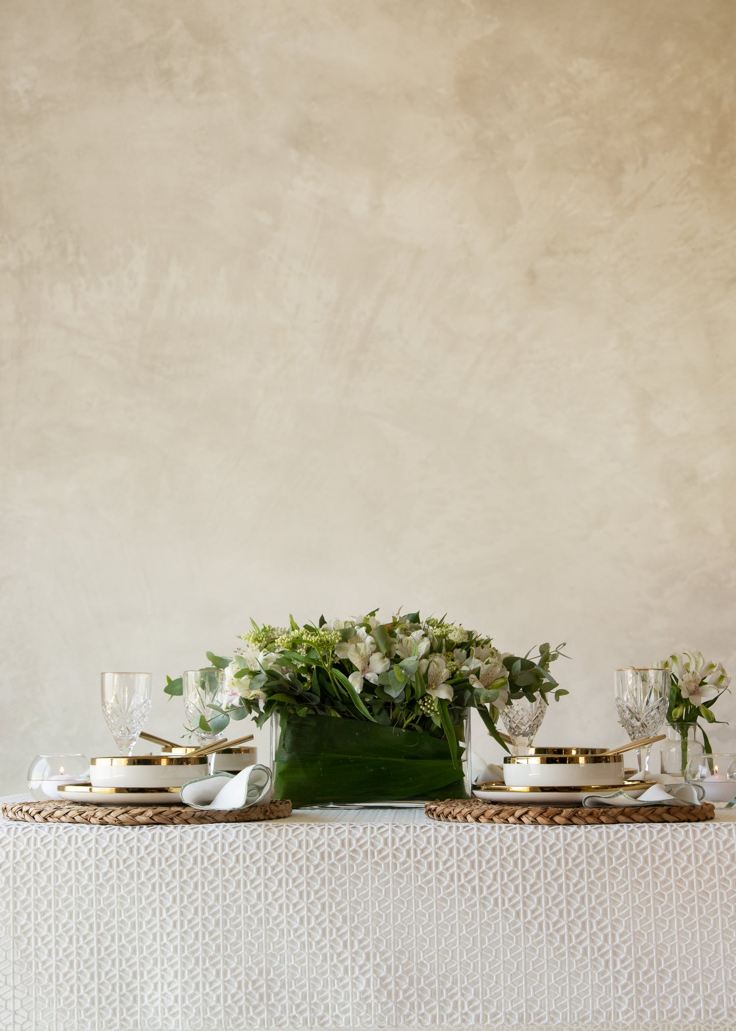 Bissana Lace Tablecloth Lined