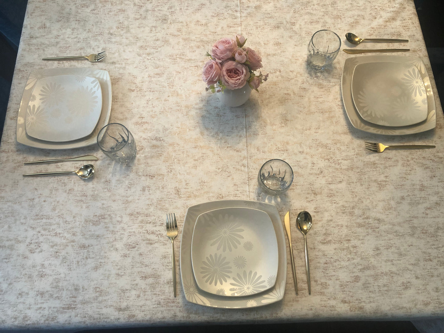 Metallic Velvet Tablecloth